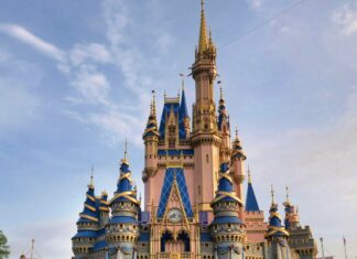 Florida tourism officials unveil plan to lure more tourists – Orlando Sentinel
