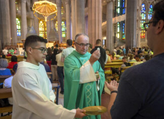Churches struggle with tourism | News, Sports, Jobs