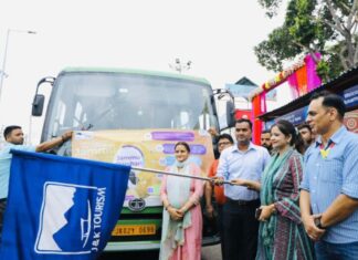 Jammu Tourism Flags Off ‘Jammu Darshan’, A Special Bus Service To Explore The City!