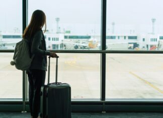 4 Solo Travel Tips, According to Experts