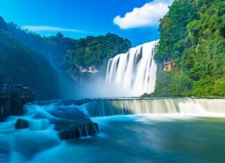 Colorful Guizhou Summer Tourism Promotion Unveiled, Welcoming Visitors from the Greater Bay Area