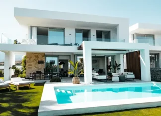 Live in Luxury – The Ultimate Guide To Booking A Spectacular Villa Holiday in 2023