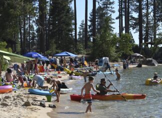 Lake Tahoe’s Overflowing Tourist Crowds Spark Urgent Plea from Travel Guide