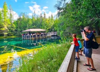 5 Kid-Friendly Destinations To Visit In The Upper Peninsula – LittleGuide Detroit