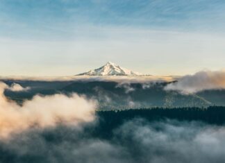 Guide to Hood River, Oregon