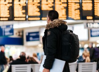 Now is the time to book a flight for Thanksgiving and Christmas: Holiday travel tips from an expert