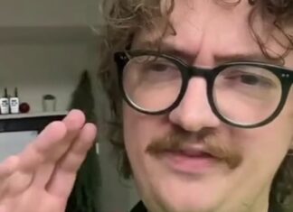 This is the secret Aussie sign language you must know if you’re visiting from overseas