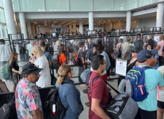 United Airlines’ new boarding policy gets mixed reviews from travelers