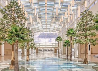 Airport passes encourage visitors to hang out even without a flight