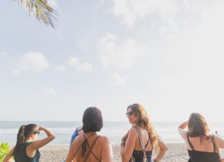 The best expert tips and advice for female solo travelling – Stylist Magazine