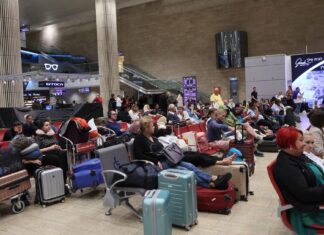 Americans in Israel trying to find a way out after Hamas attacks
