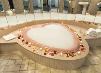 Escape to Paradise Stream Resort: Your Pocono Mountains Romantic Retreat Discover Paradise Stream Resort