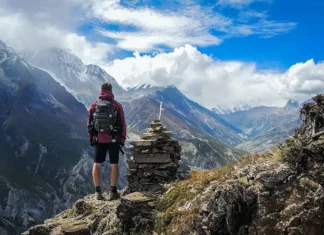 How to Navigate Unexpected Challenges While Traveling: Essential Tips