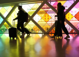 US airports saw record passenger volumes, but fewer headaches, over Thanksgiving weekend