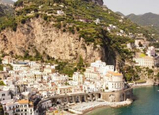 Monastero Santa Rosa Hotel: A Paradise on Italy’s Amalfi Coast Monastero Santa Rosa Hotel o