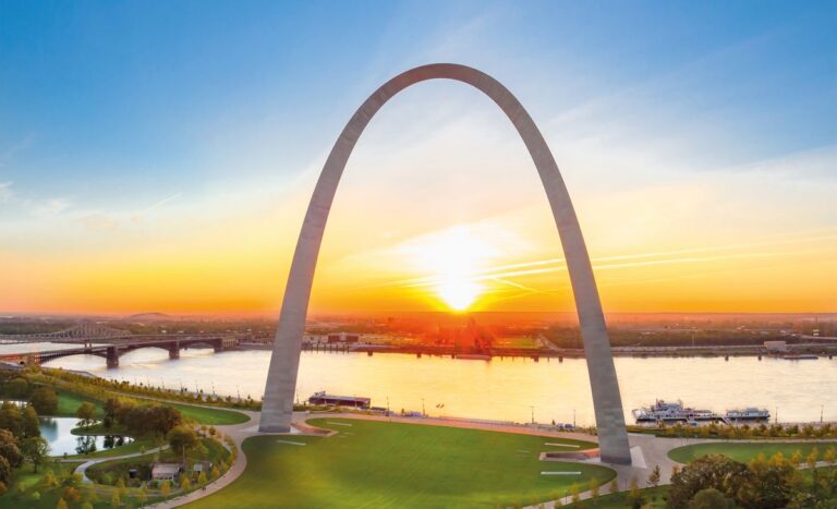 Route 66 guide to St. Louis