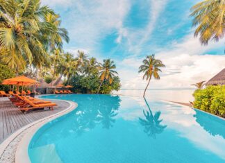 How Luxury Travel Influencers Lie to Their Followers
