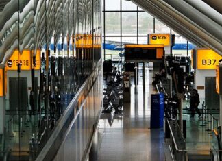 Ferrovial considers divesting AGS, holding company for Glasgow, Aberdeen and Southampton airports, valued at €550 million