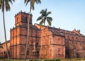 Guide To Old Goa Attractions (Restaurants, Hotels, Churches & More) 2023
