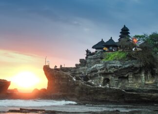 Budget Travel Guide to Indonesia: Explore for ₹1 Lakh