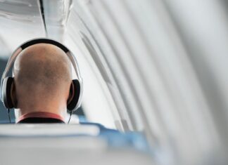 ‘I’m a travel expert – never wait for a last-minute deal when booking a flight’