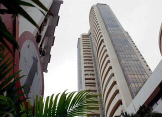 Indian Railway Catering & Tourism Corporation share price Today Live Updates : IRCTC Shares Surge as Indian Railway Catering & Tourism Corporation Bounces Back