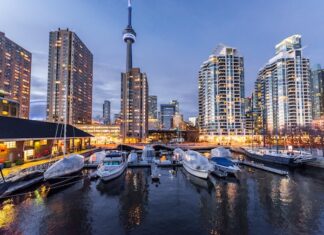 A Traveler’s Guide to Canadian Destinations and Apps