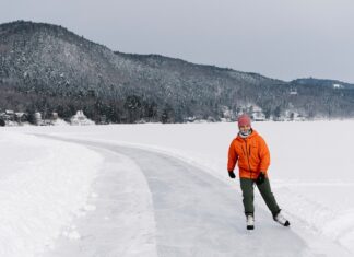 The 7 best outdoor skating destinations in North America