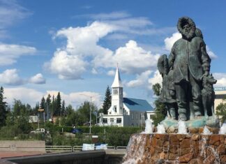 Up, up, up: Tourism chief says visitors, travelers, flights to Fairbanks all increased in 2023 | Local News