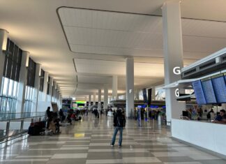 What happens to checked luggage? USA TODAY got a look