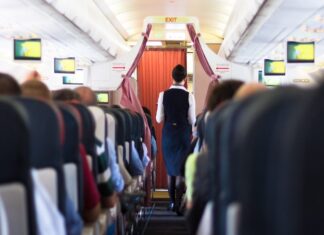 Dozens of US airports hit with flight attendant picket protests – KARRYON