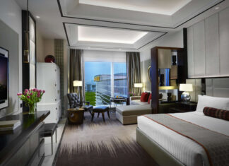 Solaire Receives 5-Star Excellence Award From Forbes Travel Guide