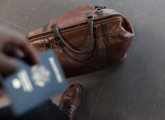 Ultimate Digital Nomad Travel Guide: Tips & Destinations