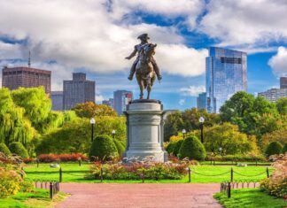 10 Destinations In Massachusetts With Free Historic Landmarks