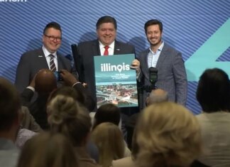 Governor in Peoria: Illinois’ tourism industry is booming