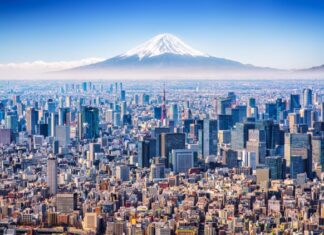 A comprehensive two-week travel guide to Japan