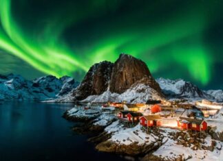 Your Ultimate Aurora Borealis Guide