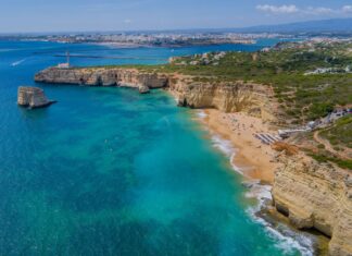 Tourism revenue continues to grow