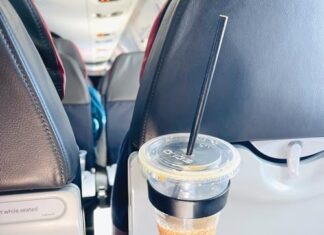 FLYGA Airplane Drink or Phone Holder Travel Accessory (Black)