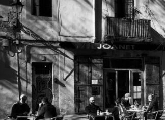 Louis Vuitton unveils its first travel guide dedicated to Barcelona